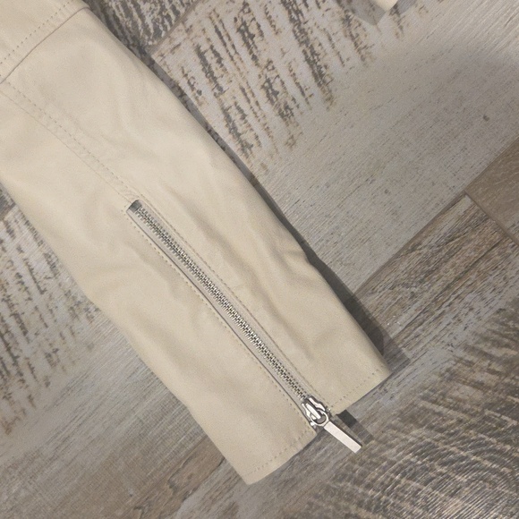 J. Jill Women's Light Cream Leather Jacket - Picture 8 of 11
